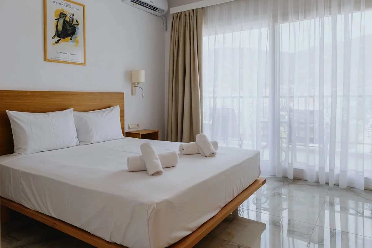 Tiara Holidays - Blue Bay Hotel Double room